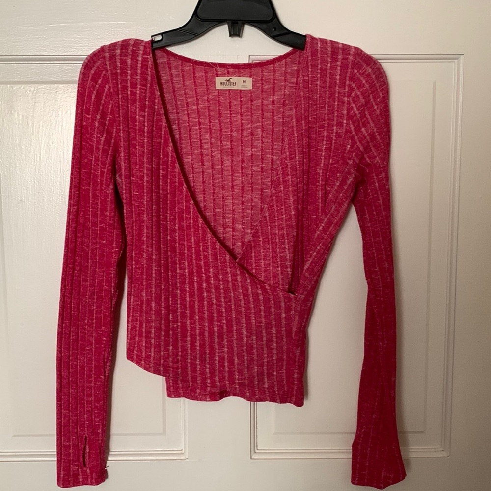 Hollister wrap top